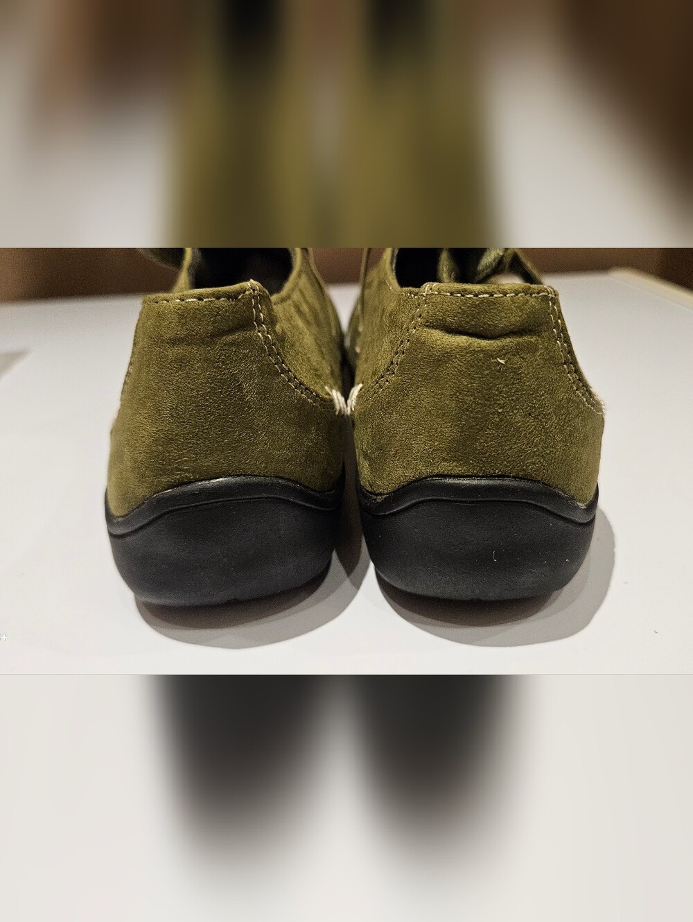 NWOT Classique Olive Green Suede Comfort Loafers Slip-On - Picture 6 of 11